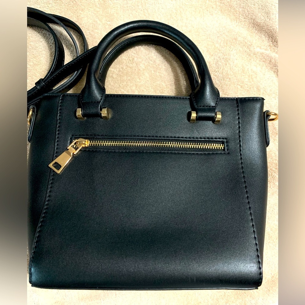 Madison West NWOT Black and Gold Purse w/ Cross Body Strap